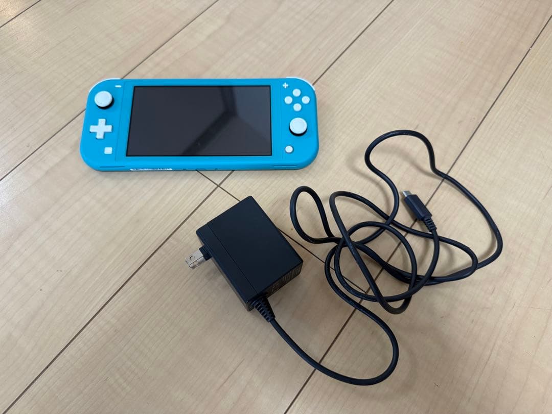 Nintendo Switch Lite 本体 青 充電器付き