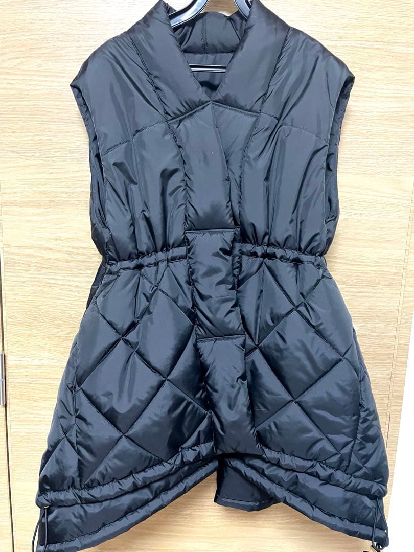 メゾンドルチェ　キルティングベスト　black ブラック
