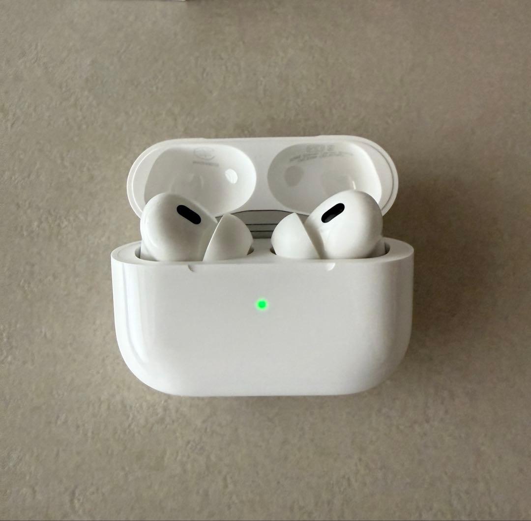 【極美品】Apple AirPods Pro 2 (第2世代)