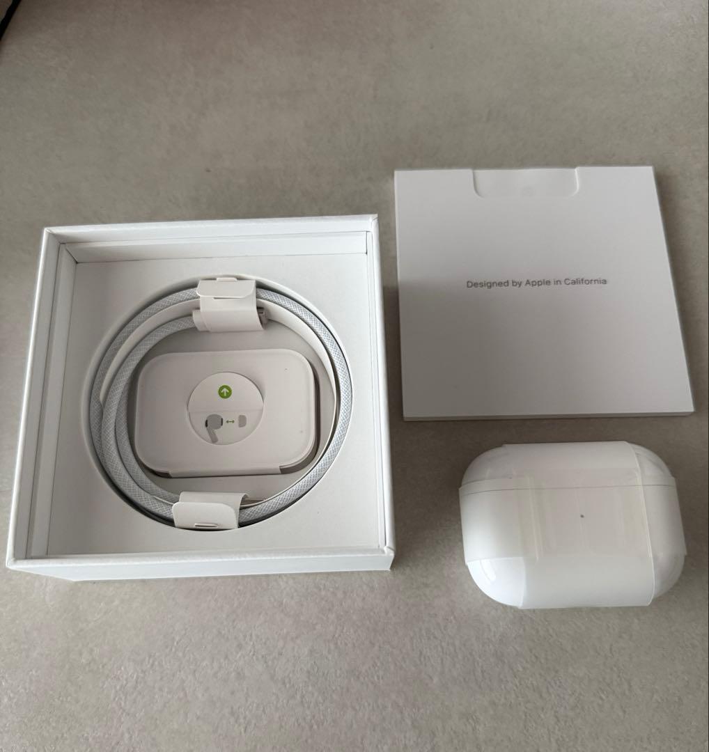【極美品】Apple AirPods Pro 2 (第2世代)