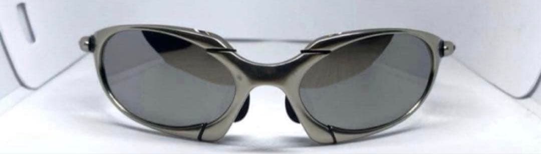 新品未使用　アルミニウム合金製　メタル偏光サングラス　シルバー　シルバーミラー