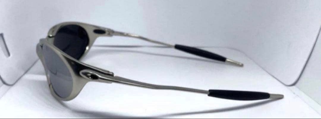 新品未使用　アルミニウム合金製　メタル偏光サングラス　シルバー　シルバーミラー