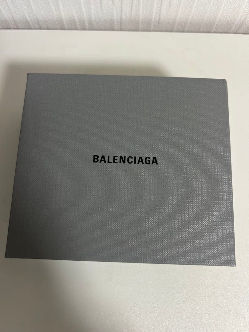 BALENCIAGA 三つ折り財布 黒 レザー