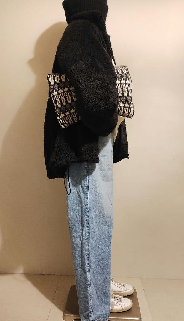 C6813 ソフトフリースブルゾン×ニットコーデ