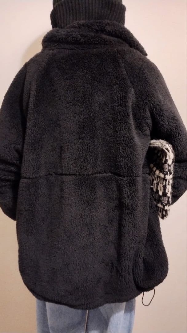 C6813 ソフトフリースブルゾン×ニットコーデ