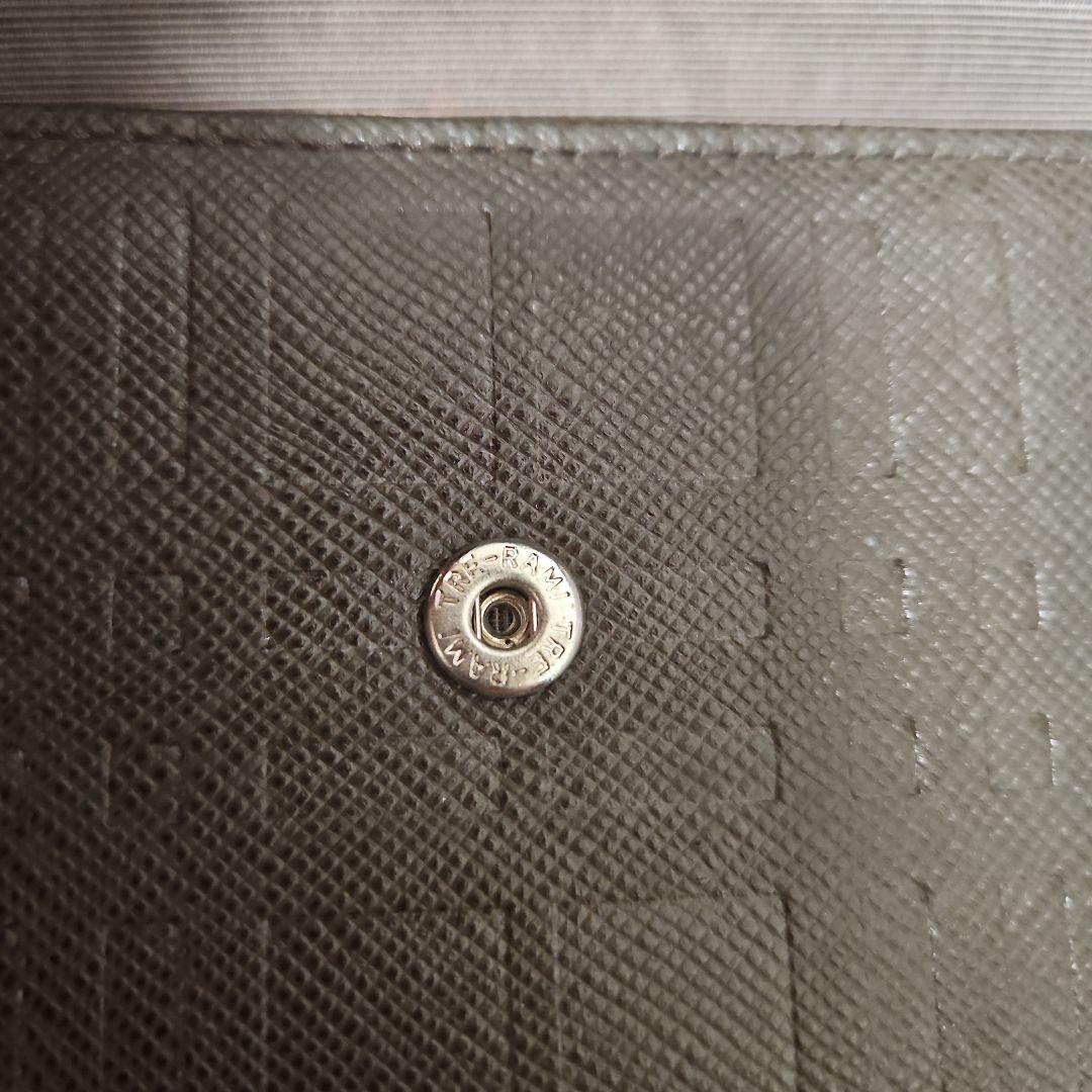 【年末年始SALE】バーバリー　二つ折り財布　レザー brown