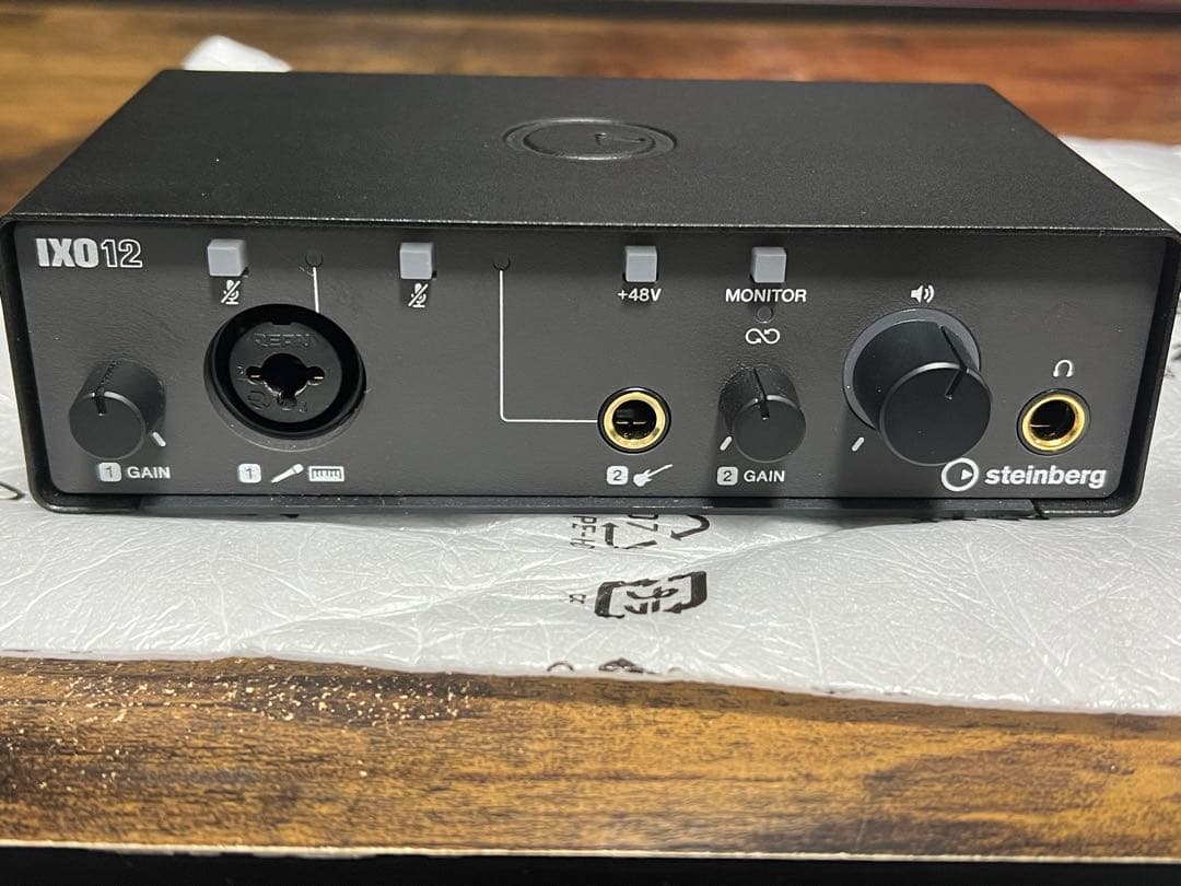 Steinberg IXO 12 BLACK USBオーディオインターフェイス