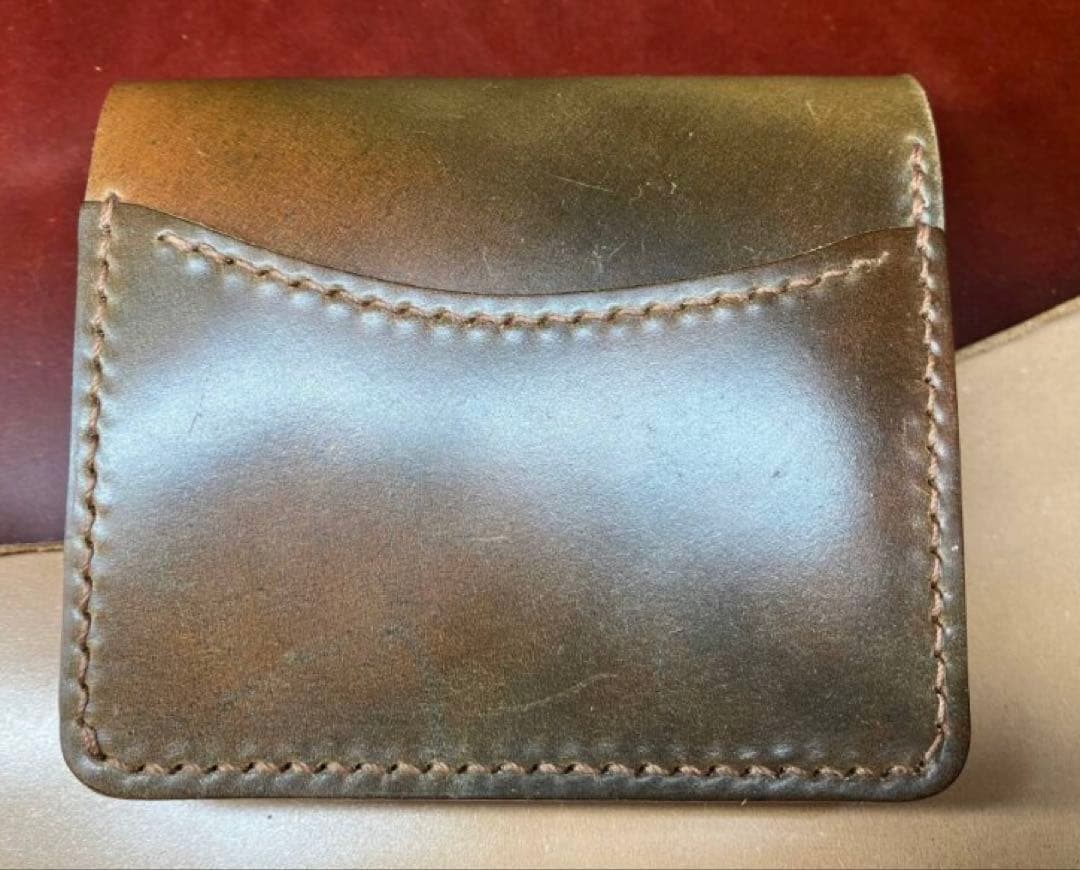 i*m様 ホーウィン社製シェルコードバン　マーブルダークコニャック 折り財布