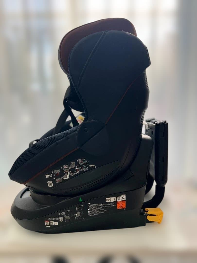 【ミモザ。。♪ 】AILEBEBE ネイビー 回転式チャイルドシート