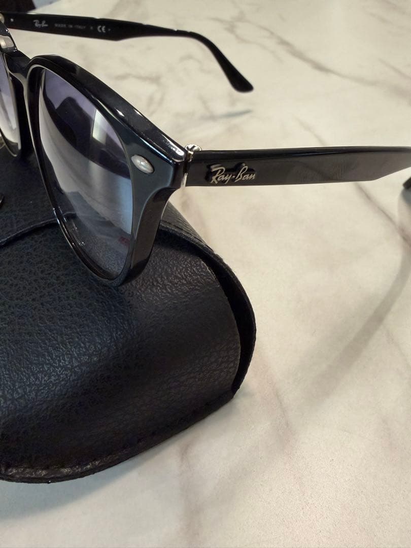 大人気⭐︎Ray-Ban レイバン RB4259-F ブルーグラデーション