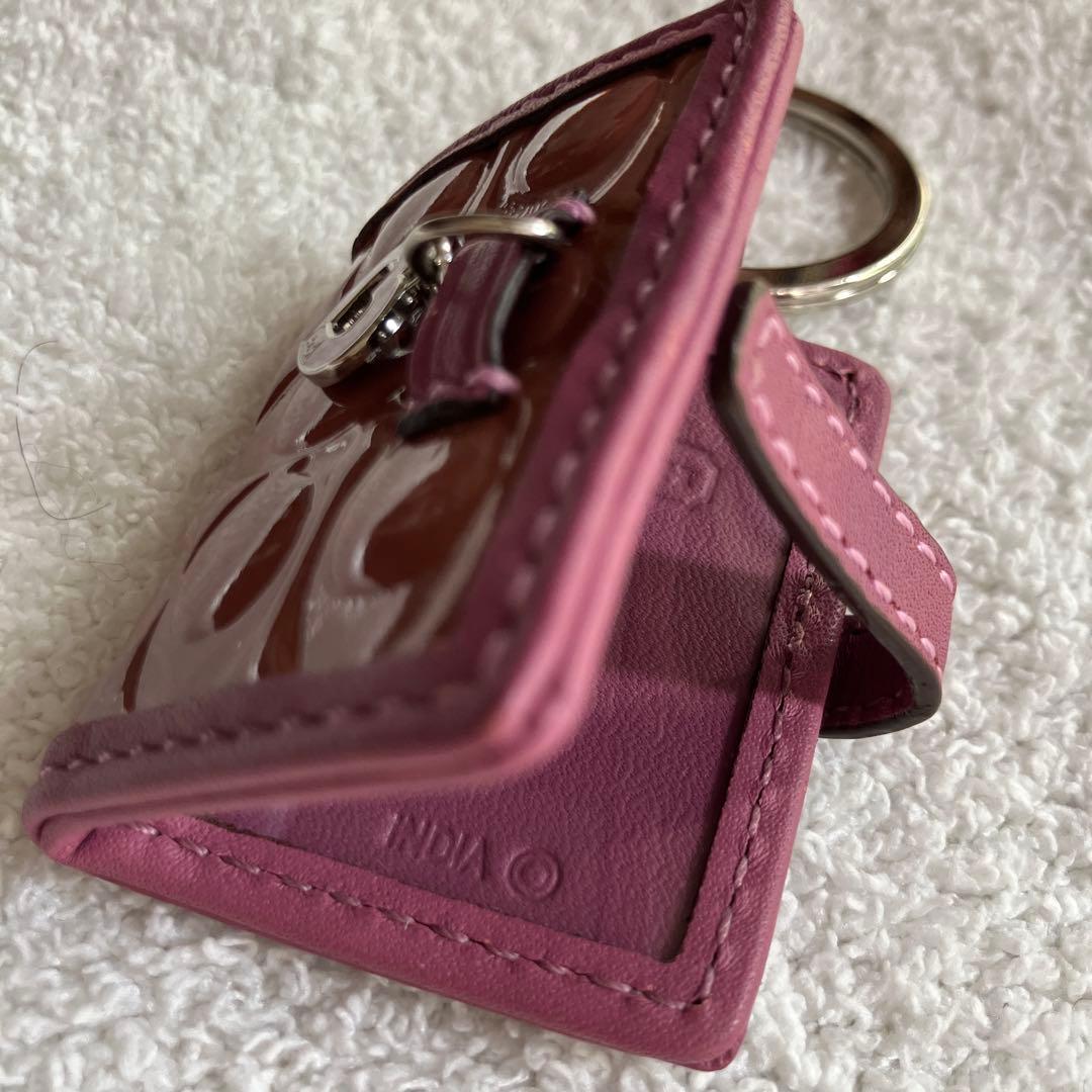 Coach シグネチャー柄　キーホルダー　キーチャーム　写真入れ