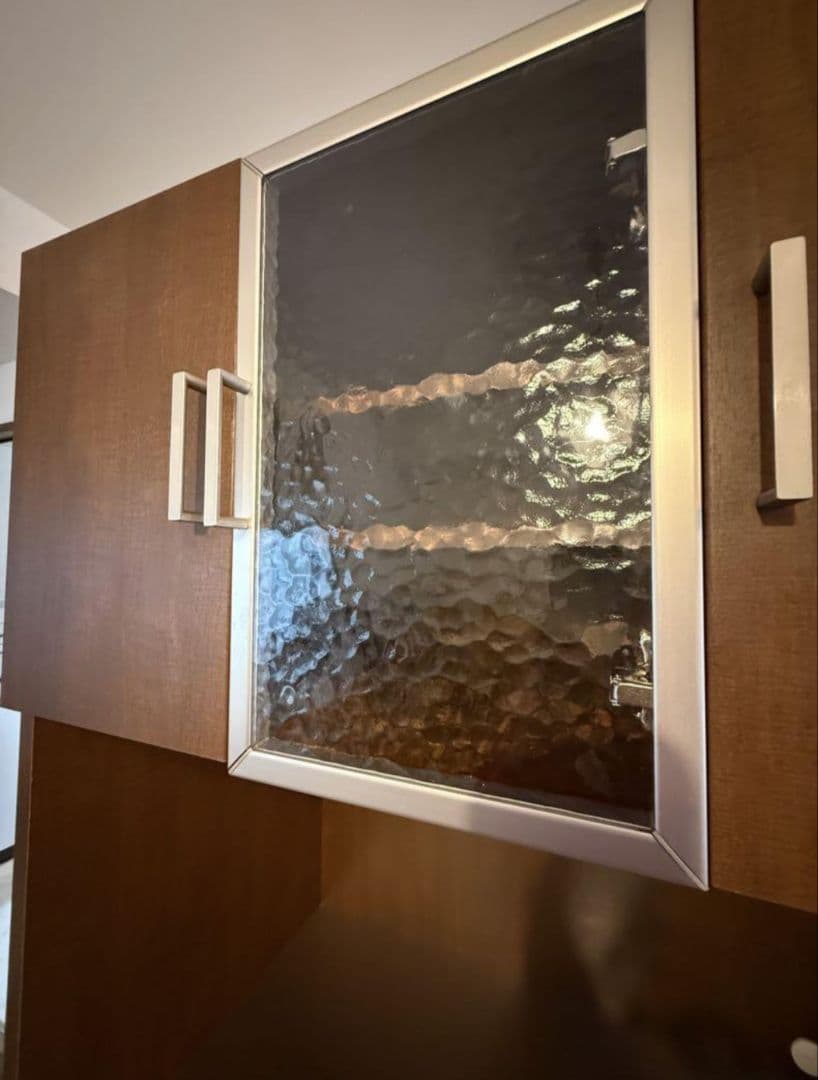 B-COMPANYビーカンパニー人気木製食器棚 ウォルナットブラウンガラス扉付き