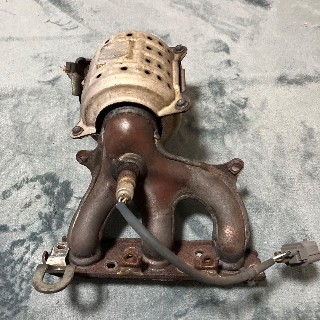 パレット　触媒