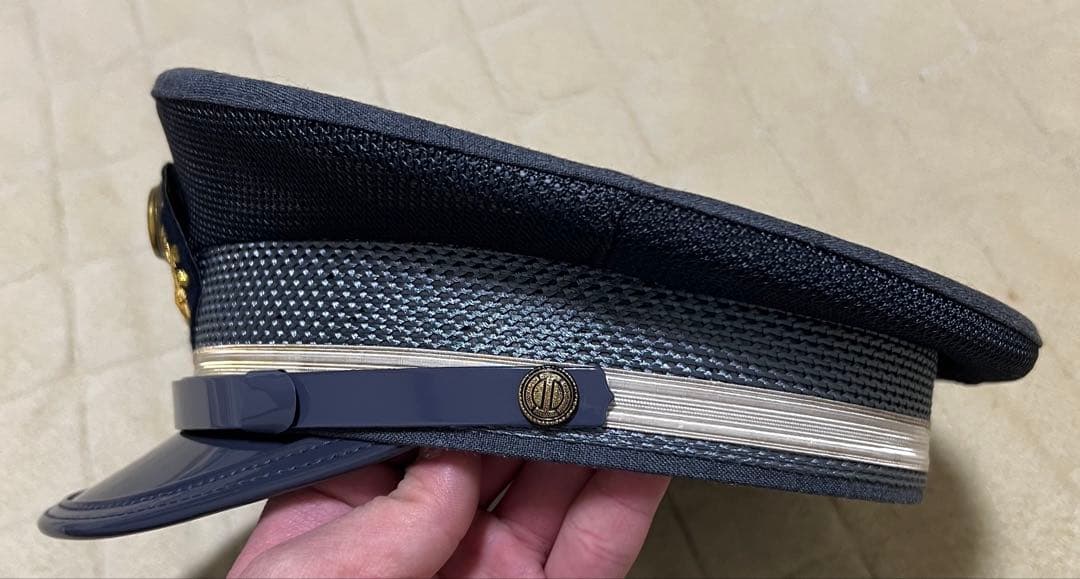 帽子　ネクタイピン