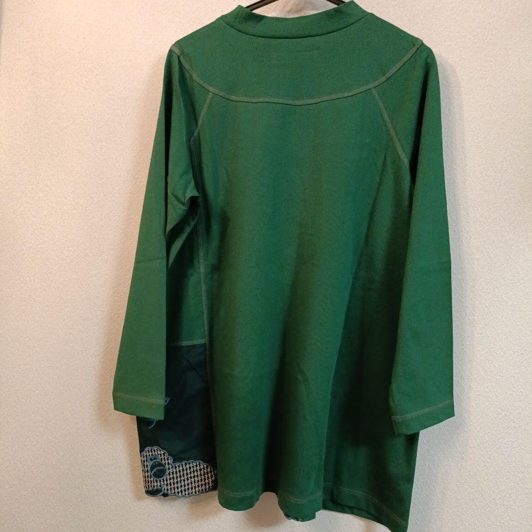 アルベロベロ　緑の刺繍入り長袖チュニック