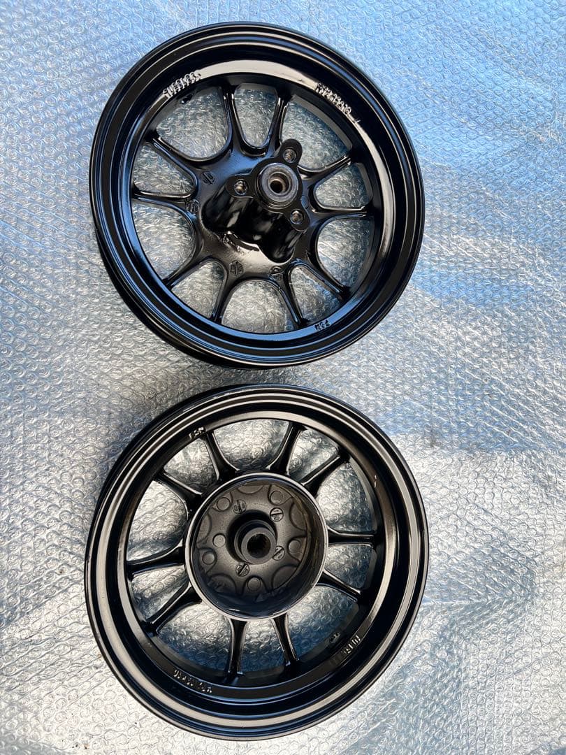 アドレスV125G/S FNS　アルミホイール　　再塗装済み