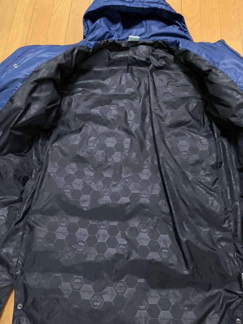 美品　ATHLETA ネイビー迷彩 ベンチコート　160