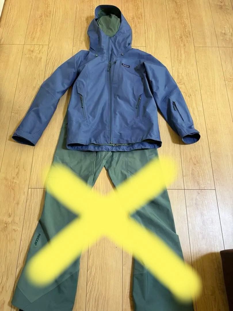 Patagonia レディース スノーボードウェア