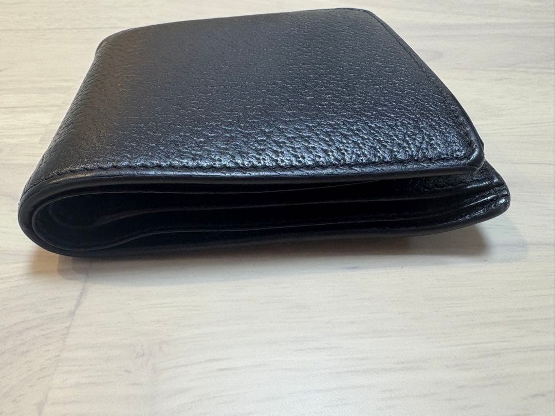 GUCCI 財布　二つ折り　蜂