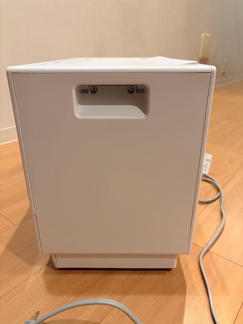 パナソニック 衣類乾燥除湿機ハイブリッド式 16畳 23年製F-YHTX90-W