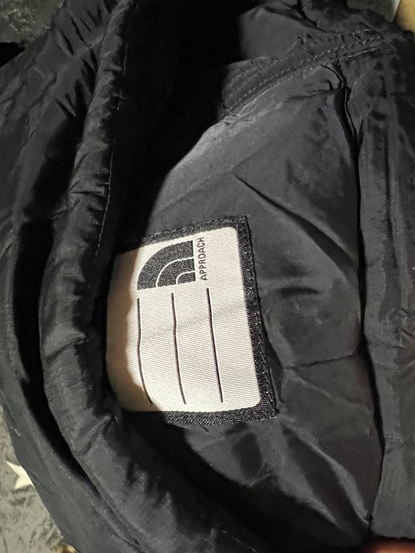 ノースフェイス　正規品　ダウン　キッズ　お洒落