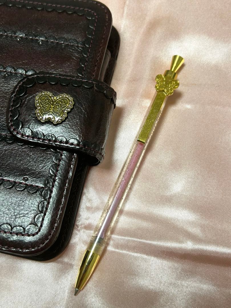 ANNA SUI ボールペン付き手帳カバー　手帳ケース 　蝶　アナスイ