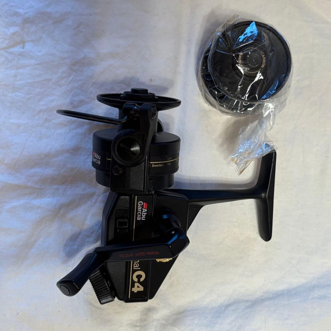 Abu Garcia Cardinal C4 スピニングリール