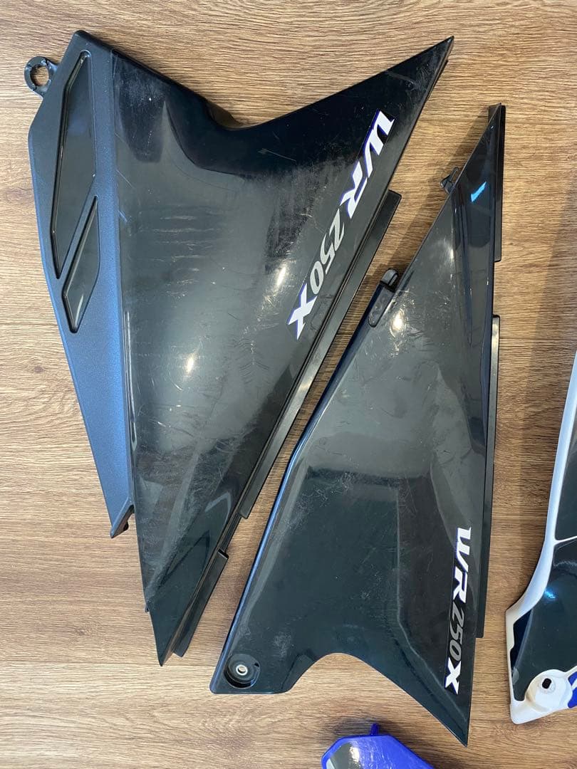 【発送可】wr250x/r 外装、シート、ZERO-Gカウル　一式