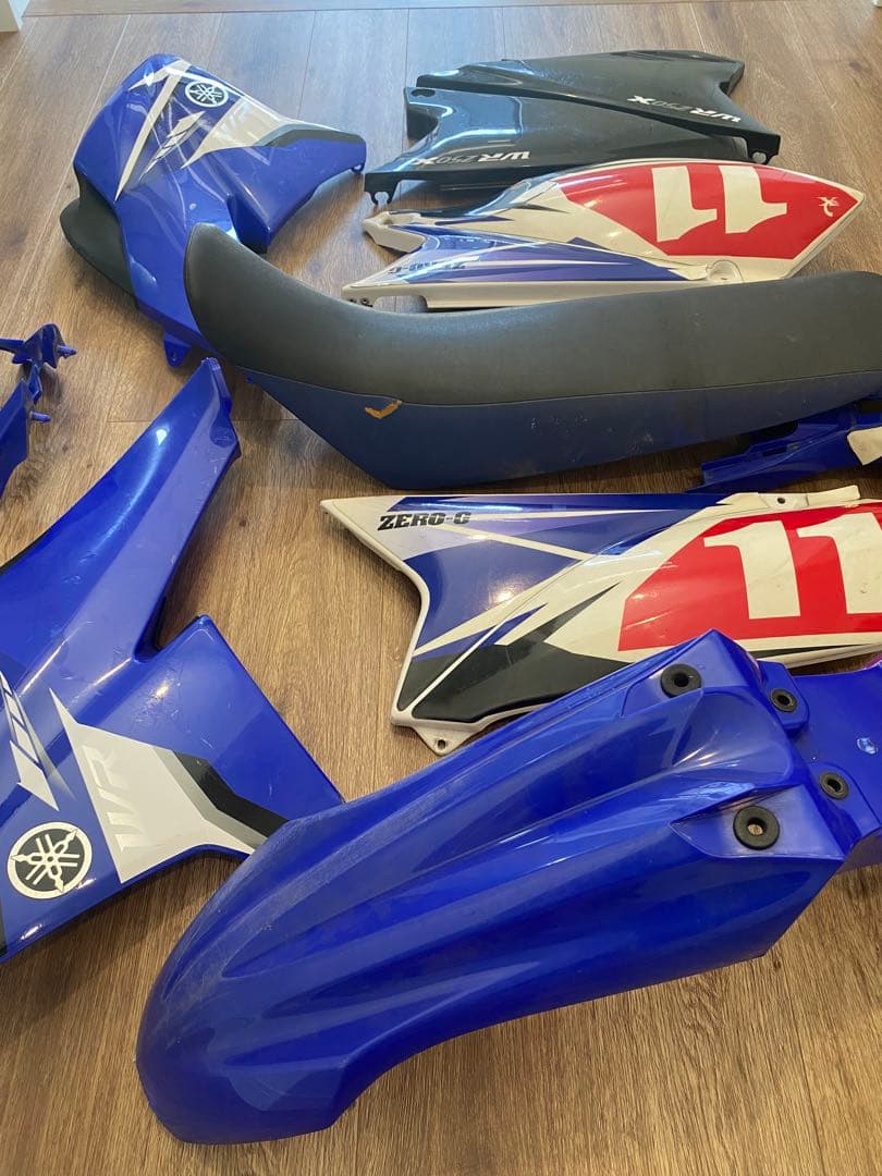 【発送可】wr250x/r 外装、シート、ZERO-Gカウル　一式