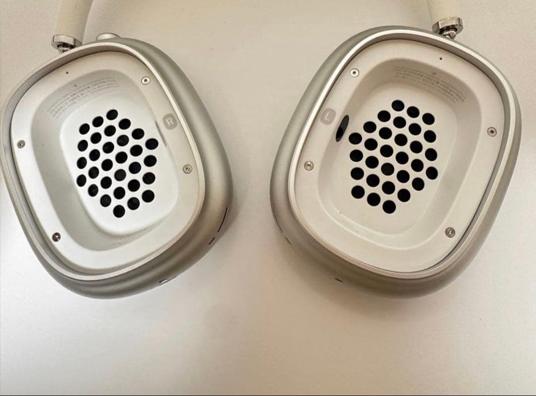 AirPods Pro Max（第1世代・シルバー）