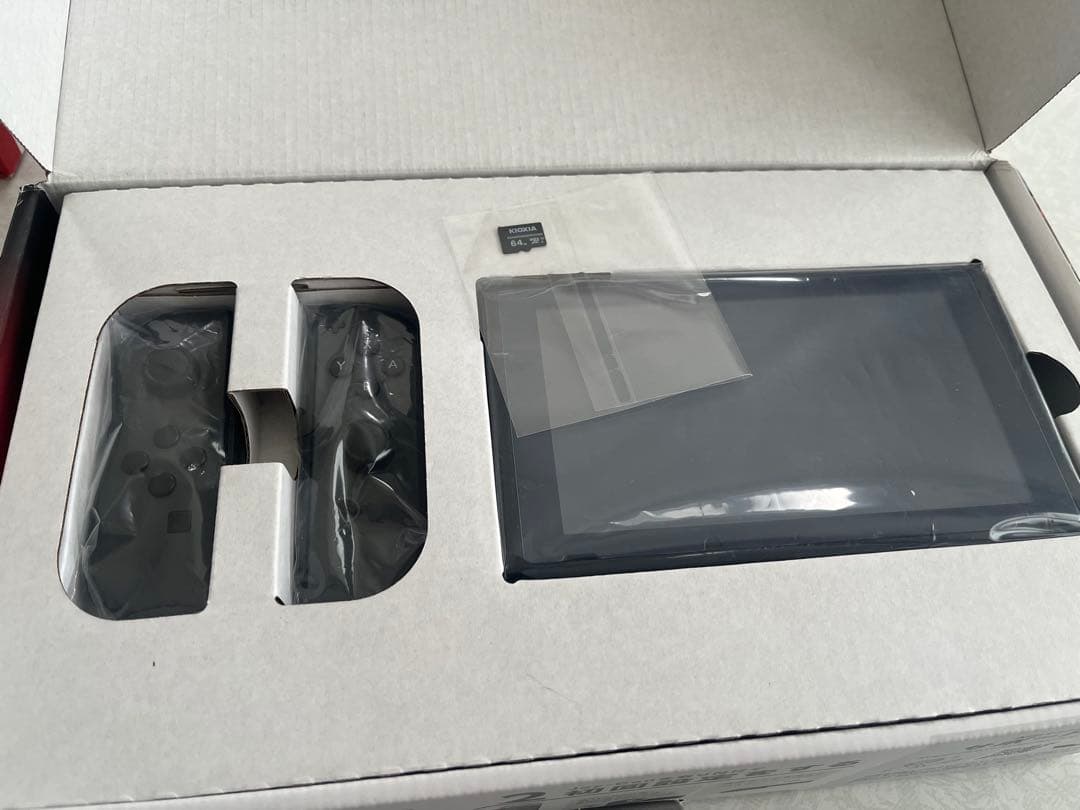 Switch Nintendo Switch 本体、ケース付き