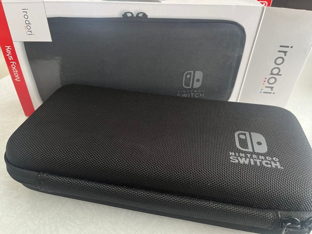 Switch Nintendo Switch 本体、ケース付き