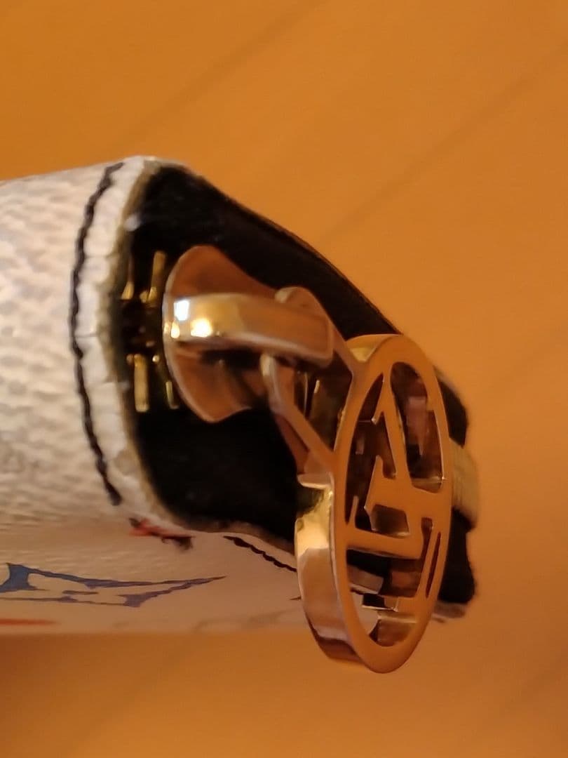 ルイヴィトン ジッピーウォレット ゲームオン