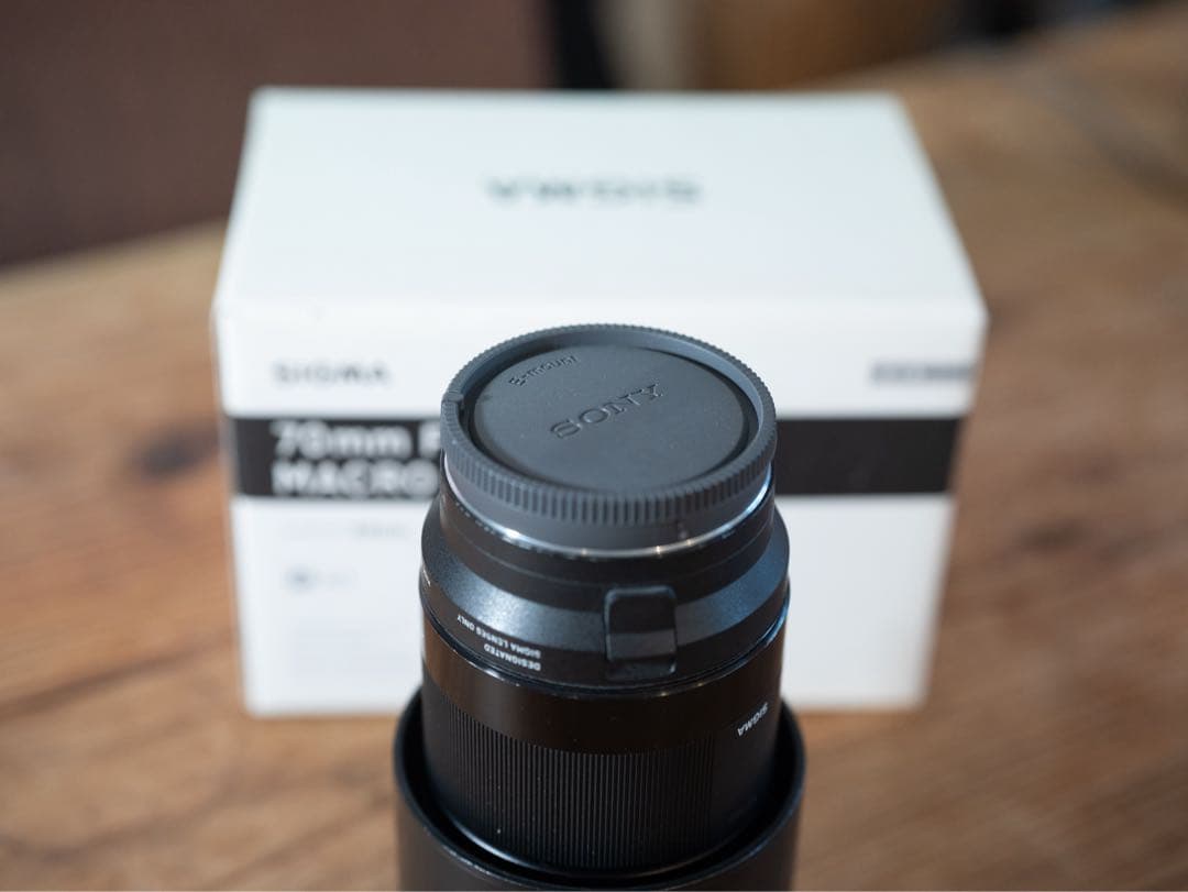 中古　SIGMA 70mm F2.8 DG MACRO レンズ