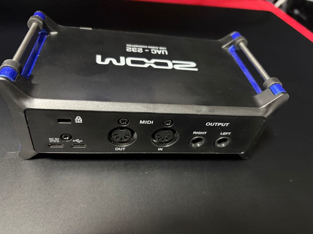 ZOOM UAC-232 USB-C オーディオインターフェース