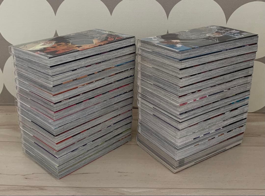 希少★全巻初版★ワールドトリガー 1巻〜28巻 データブック 特典あり