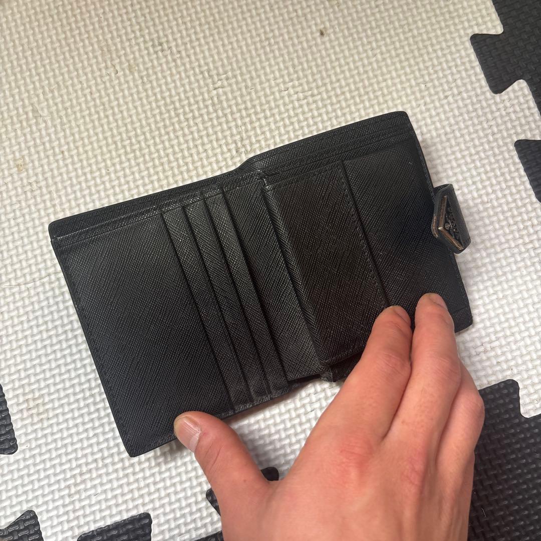 PRADA 二つ折り財布 ブラック