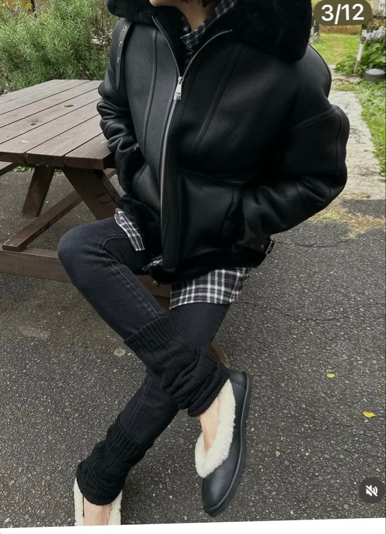 靴 UGG Zora Leather Ballet Flat 25.5