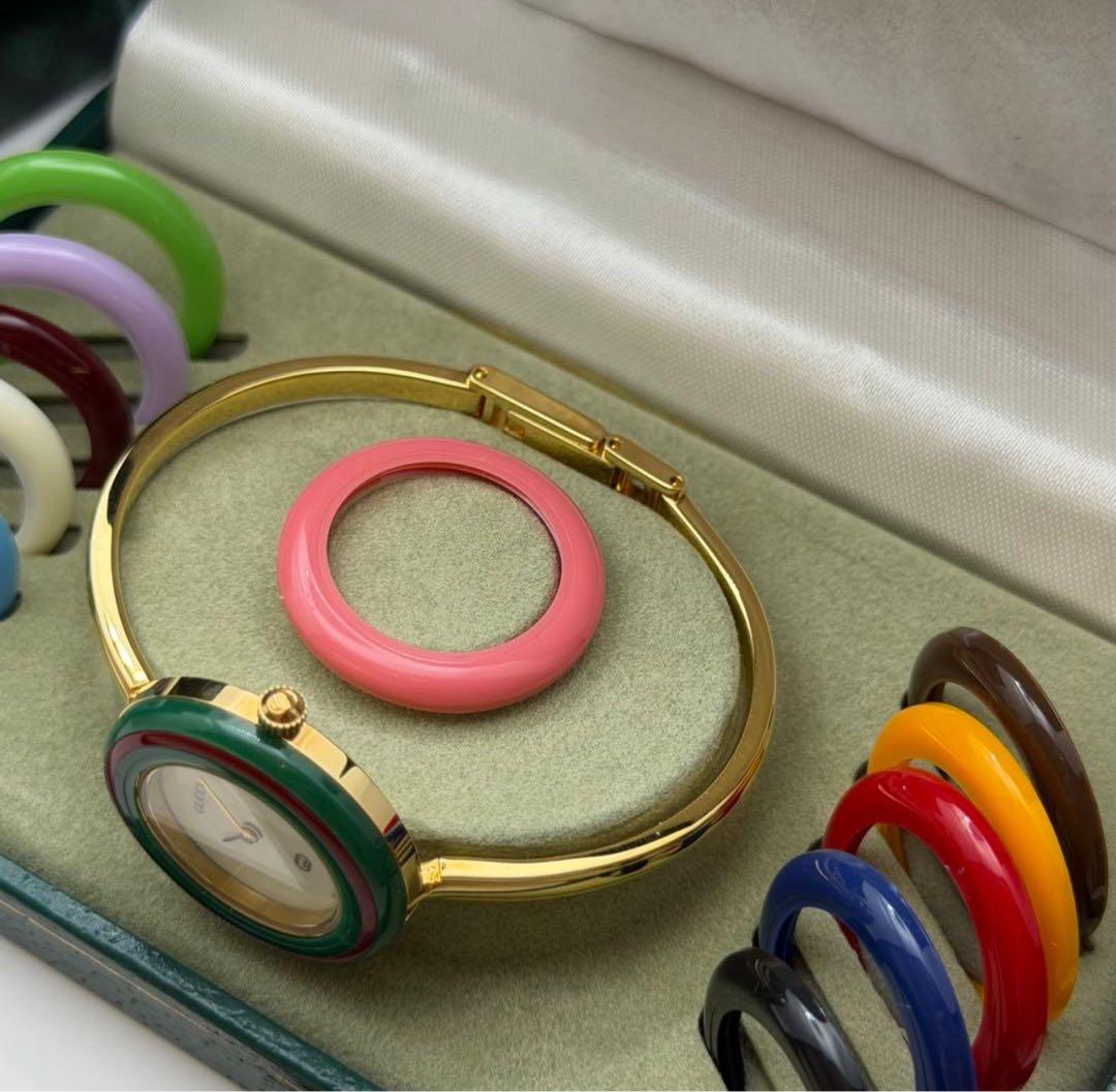 【美品】 グッチ　チェンジベゼル　クォーツ　ベゼル11個付　箱付き