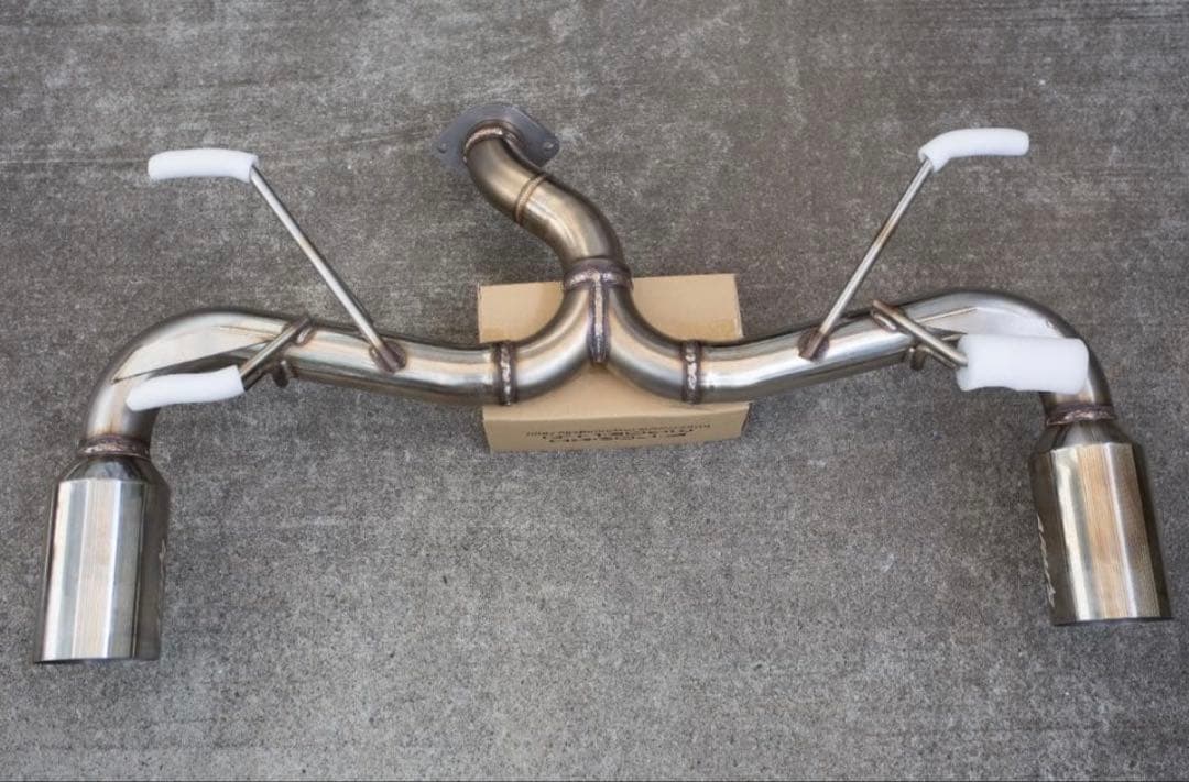 GR86 ロッソモデロマフラー本体