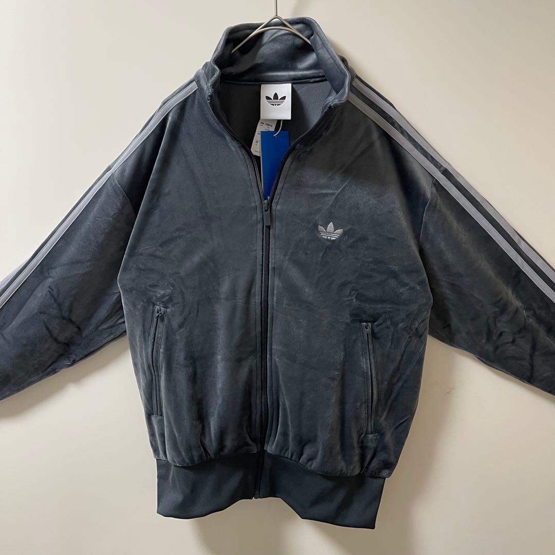 新品XS】当日発送アディダス　ファイヤーバード ベロアトラックトップ グレー