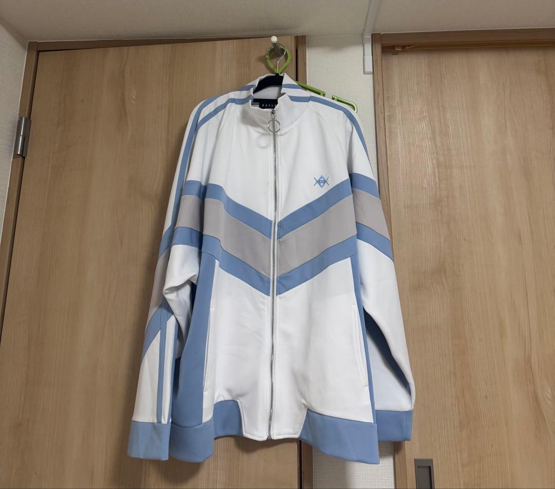 REFLEM 水色ジャージ 短パン付き