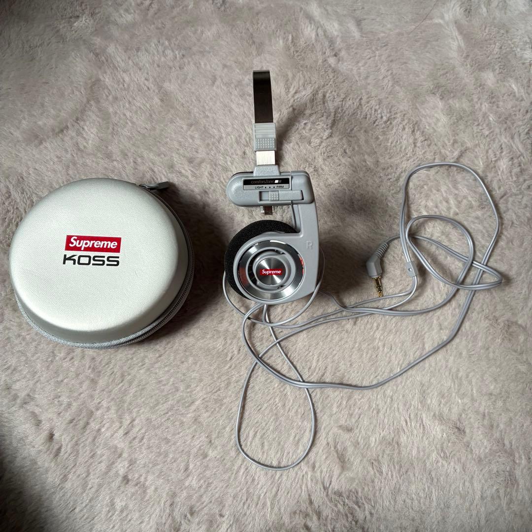 Supreme Koss Portapro Headphones シルバー