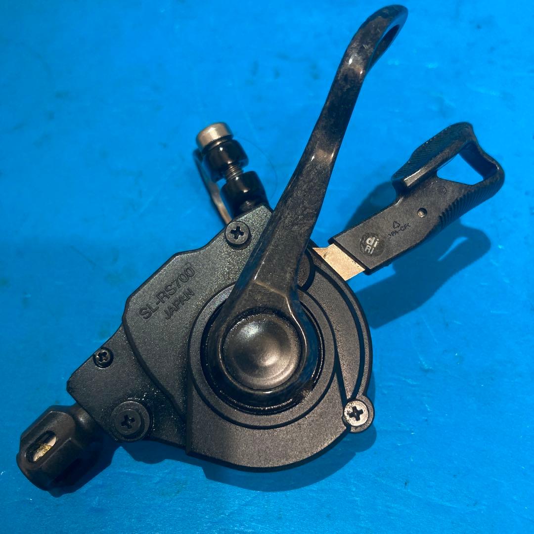 ❌★美品 105グレード SL-RS700 シフトレバー 右リア変速側のみ11s