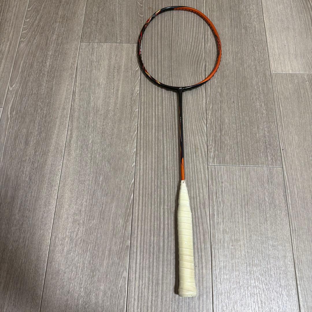 ヨネックスバドミントンラケット　アストロクス99 3Uジャンク品