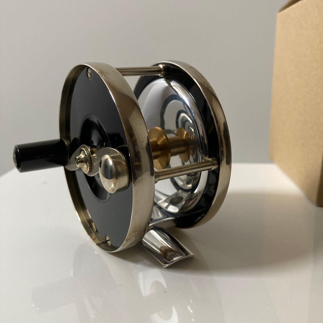 NAKA Reel サイズM