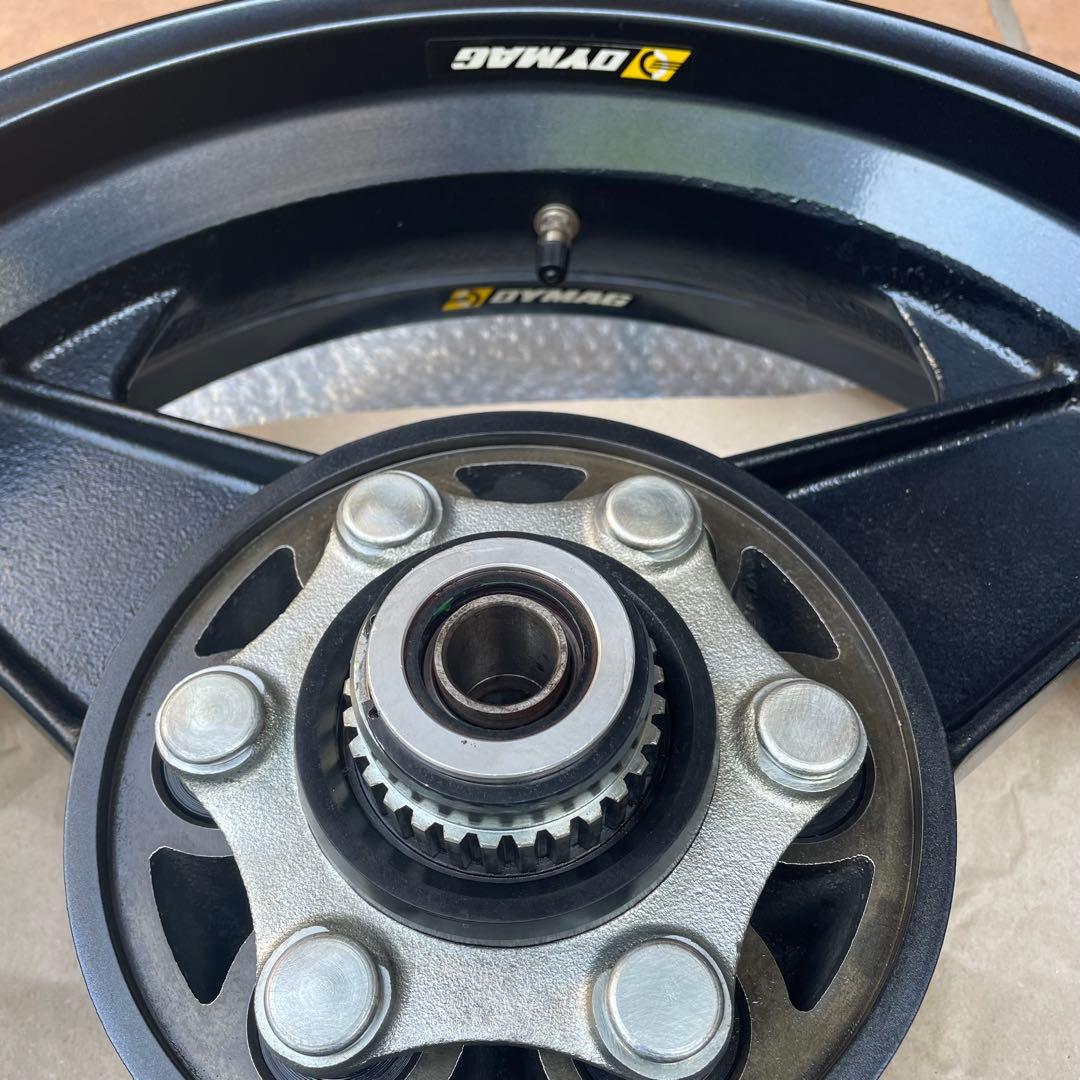 DYMAG ダイマグ Hセクション　VMAX1200 リアホイール 17インチ