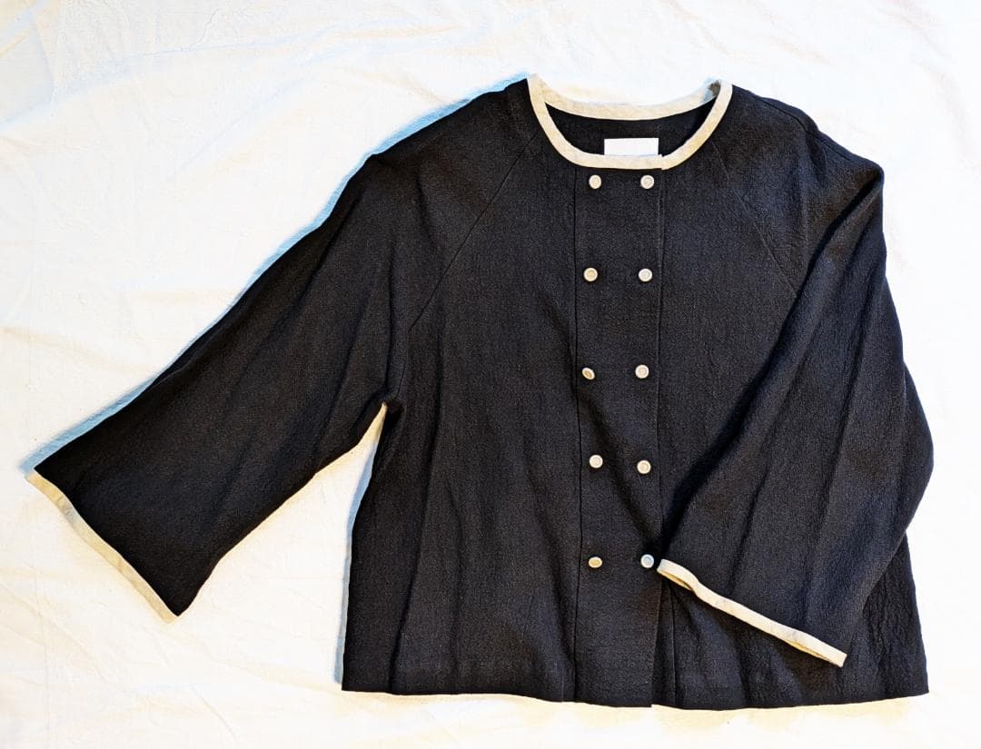 MAGALI　マガリ　ジャケットとスウェットプルオーバーの2点セット