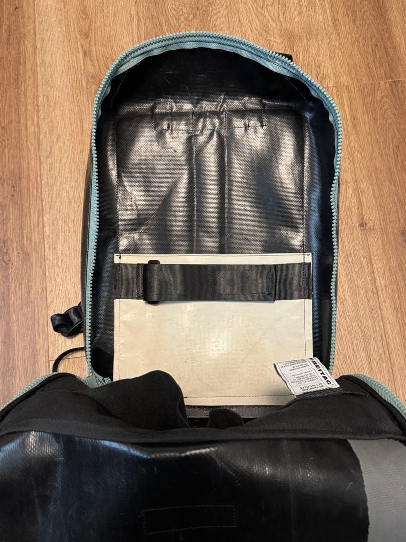 や*ょ様 FREITAG F49 FRINGE オールブラック× インダストリア