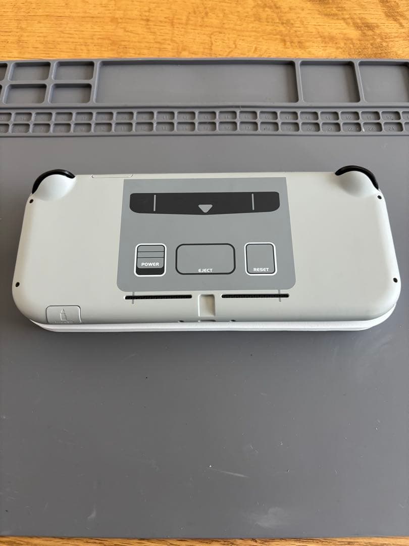 Nintendo Switch Lite本体　カスタム品　外装スーファミ仕様